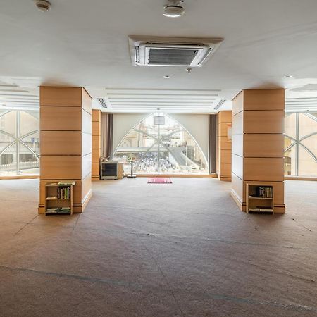 מכה Elaf Al Mashaer Hotel Makkah מראה חיצוני תמונה Interior of the mosque